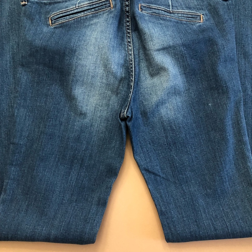 Flare Jeans Sneak Peek Classic Blue Wash Size 9 Bell Bottom Jeans - Picture 7 of 15
